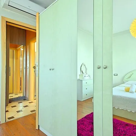 Viki Apartman *